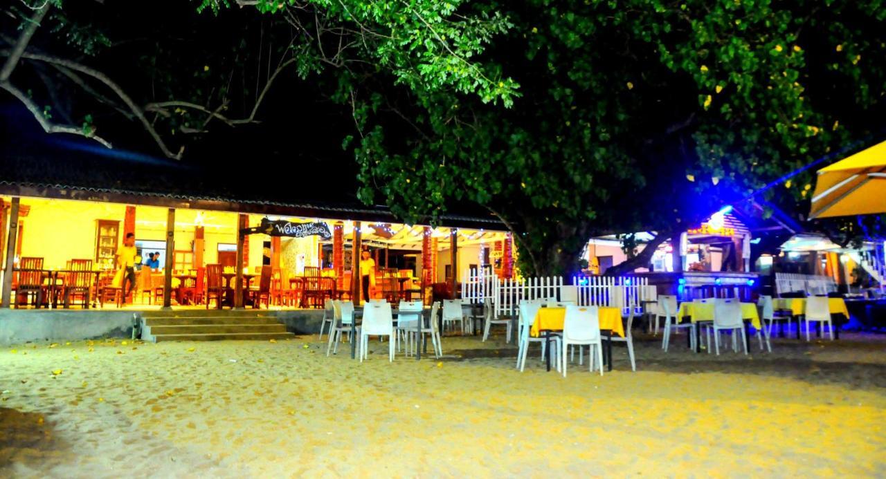 Happy Banana Hotel أونا واتونا المظهر الخارجي الصورة