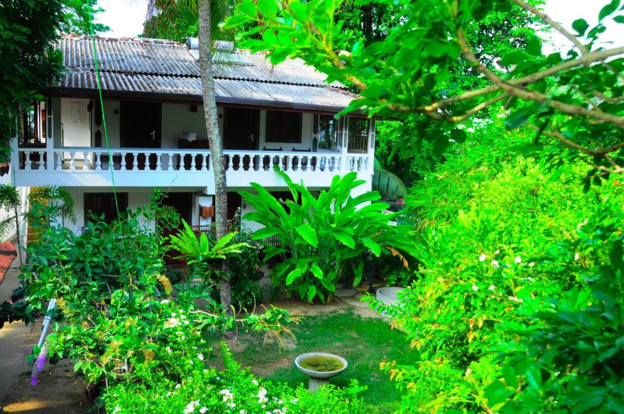 Happy Banana Hotel أونا واتونا المظهر الخارجي الصورة