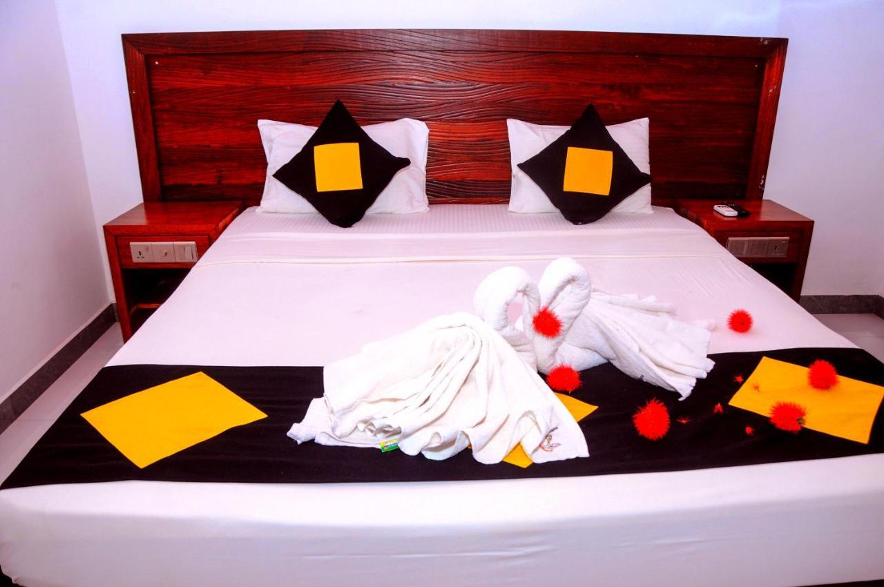 Happy Banana Hotel أونا واتونا المظهر الخارجي الصورة